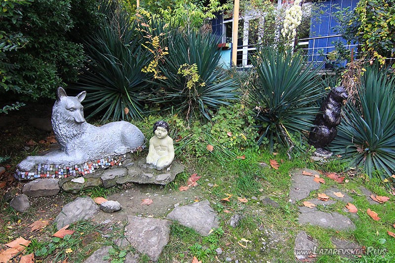 Скульптура из сказги о Маугли по эскизам художника-анималиста Ватагина.