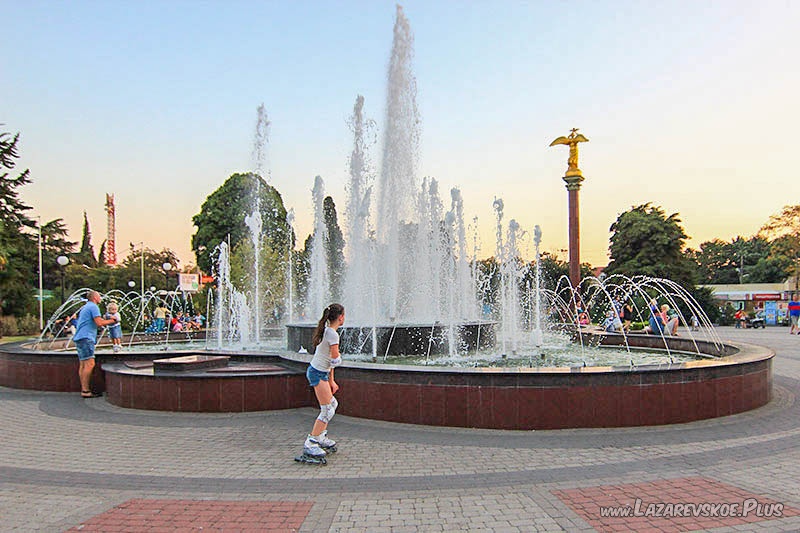 Фонтан у ЦНК 0