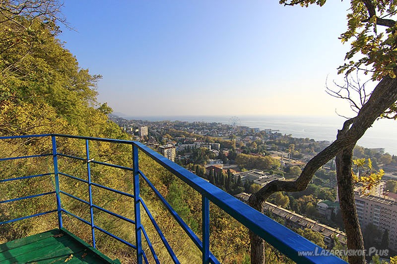 Вид со смотровой площадки.