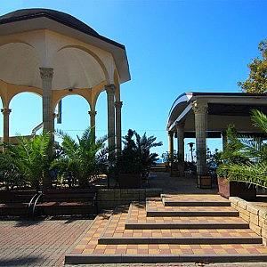 Ротонда на набережной