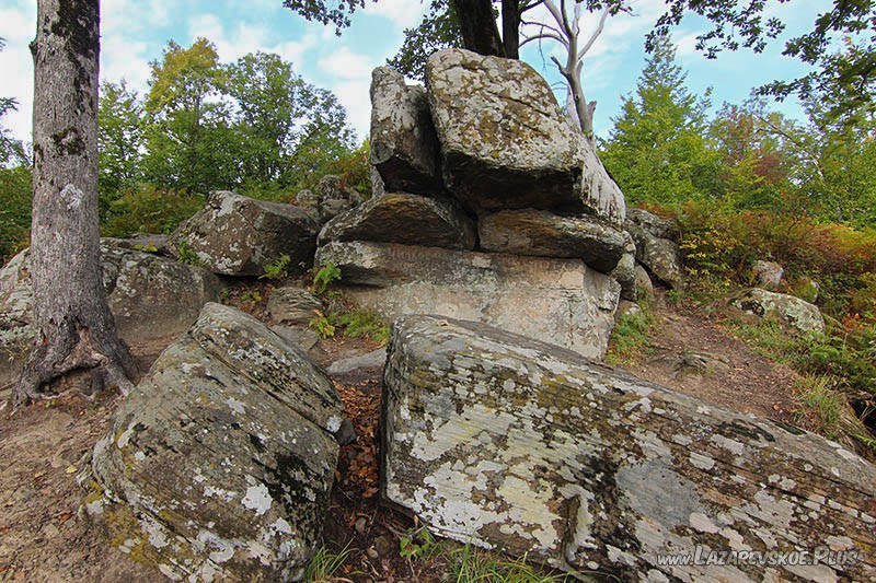 Скала Лягушка.
