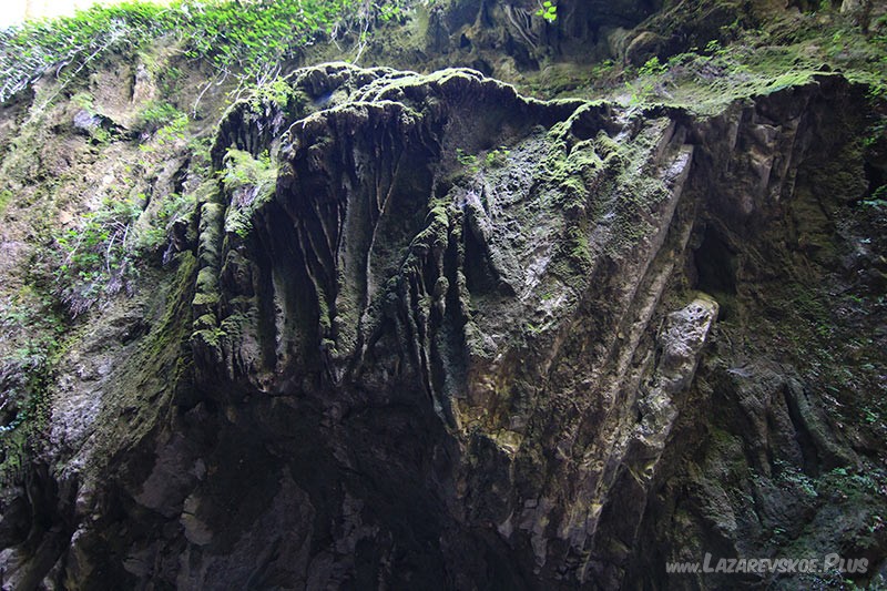 Натёчные образования.