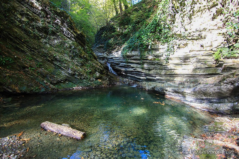 Купель и водопад.