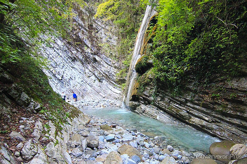 Водопад Борода Мамеда и белый зал.