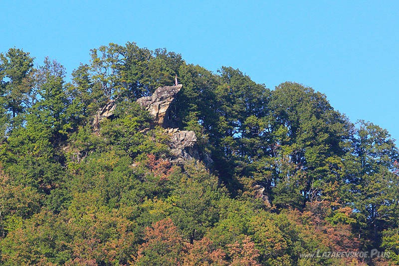 Скала Тёщин нос, Лазаревское.