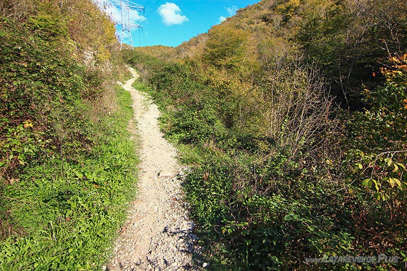 Тропа по Свирскому ущелью.