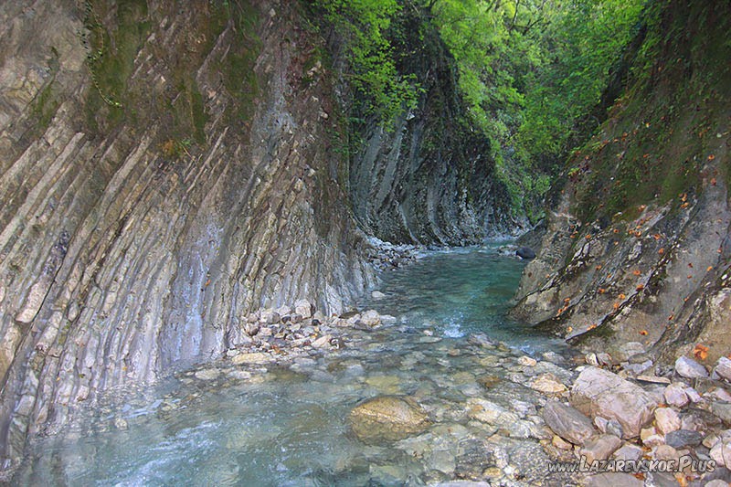 Каньон в Мамедовом ущелье.