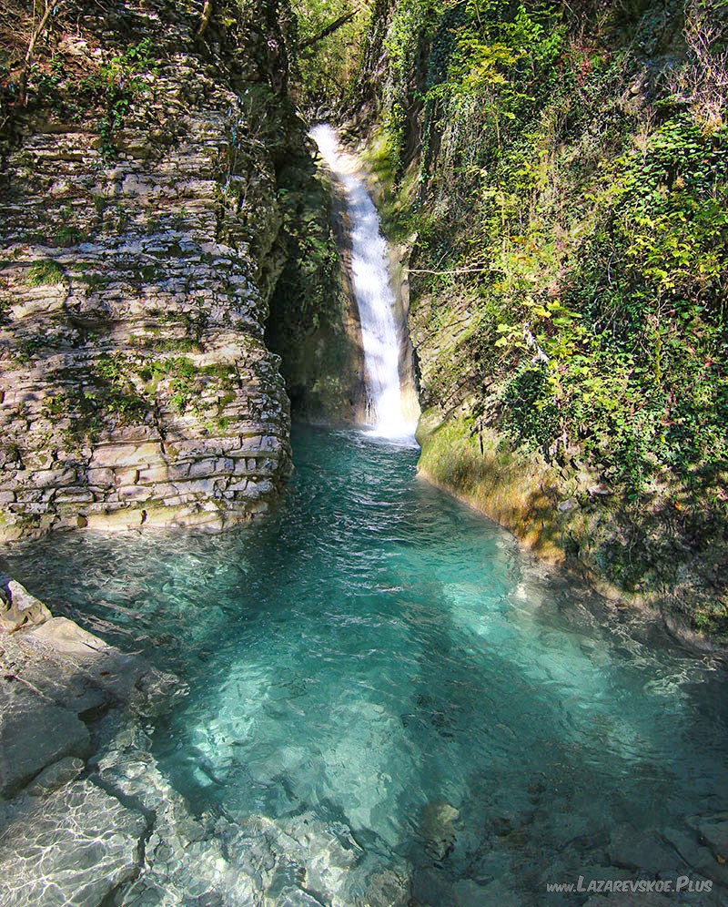 Водопад Чудо-Красотка.
