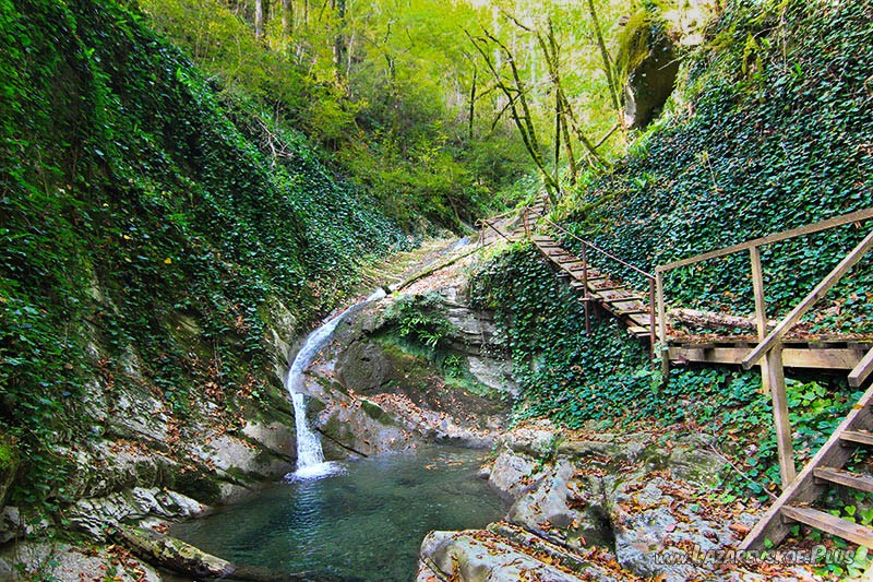 Последний водопад каньона Прохладный.