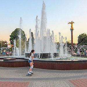 Фонтан у ЦНК