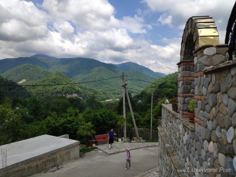 Мужской монастырь. Солохаул. Вид с крыльца.