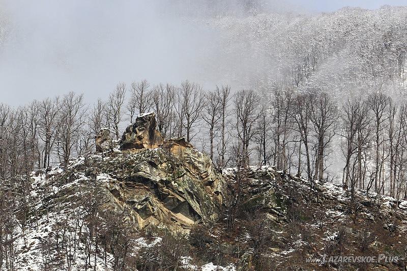 Скала Тёщин нос зимой