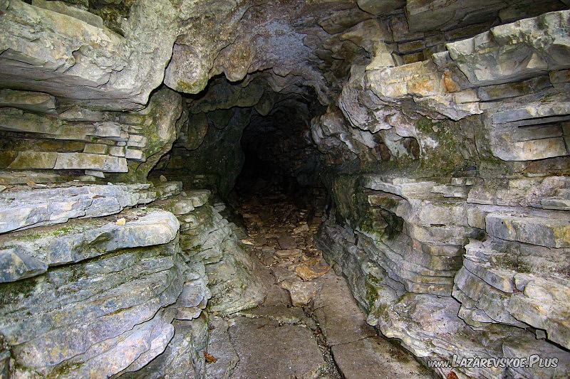 Вход в Тигровую пещеру